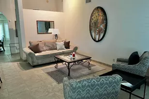 3630 E Goldfinch Gate Ln, Phoenix, AZ 85044 - Photo 8