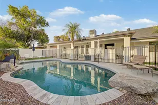 338 S Monterey St, Gilbert, AZ 85233 - Photo 56