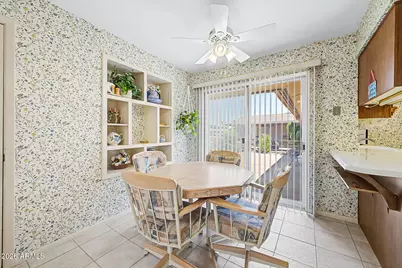 10815 W Mountain View Road, Sun City, AZ 85351 - Photo 12