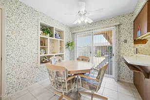 10815 W Mountain View Rd, Sun City, AZ 85351 - Photo 12