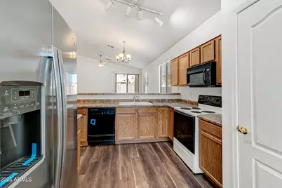 17228 W Elm Street, Surprise, AZ 85388 - Photo 12