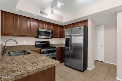 132 W Monona Drive, Phoenix, AZ 85027 - Photo 22