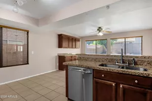 132 W Monona Dr, Phoenix, AZ 85027 - Photo 24