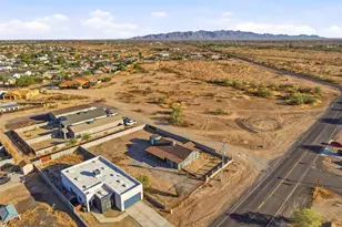 32225 N Center Street N, Wittmann, AZ 85361 - Photo 28