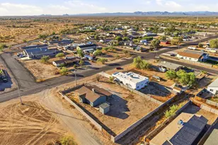 32225 N Center Street N, Wittmann, AZ 85361 - Photo 30