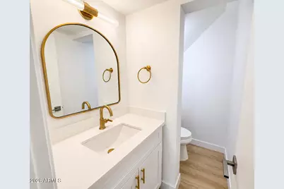 5919 W Golden Lane, Glendale, AZ 85302 - Photo 10