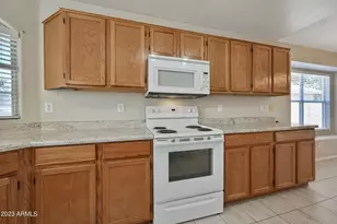 7253 E Kiva Ave, Mesa, AZ 85209 - Photo 8