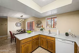 12222 N Paradise Vlg Pkwy S, Phoenix, AZ 85032 - Photo 14