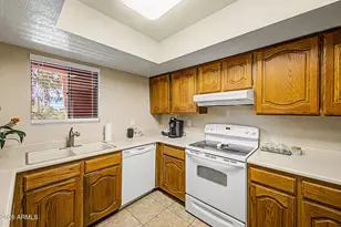 12222 N Paradise Vlg Pkwy S, Phoenix, AZ 85032 - Photo 16