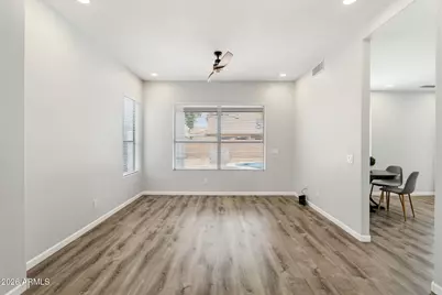 3818 W Fallen Leaf Lane, Glendale, AZ 85310 - Photo 12