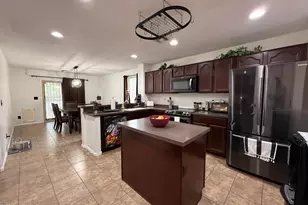 17752 W Maya Way, Surprise, AZ 85387 - Photo 6