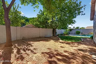244 E Horseshoe Ave, Gilbert, AZ 85296 - Photo 28