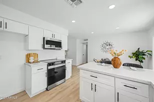 4907 W Vernon Ave, Phoenix, AZ 85035 - Photo 12