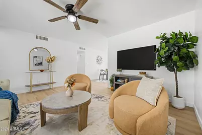 4907 W Vernon Avenue, Phoenix, AZ 85035 - Photo 6