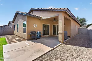 823 W Witt Ave, Queen Creek, AZ 85140 - Photo 16