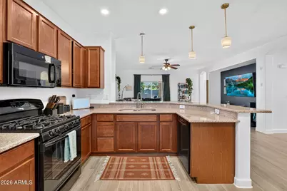 823 W Witt Avenue, San Tan Valley, AZ 85140 - Photo 4