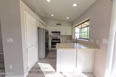 10713 W Campbell Avenue, Phoenix, AZ 85037 - Photo 12