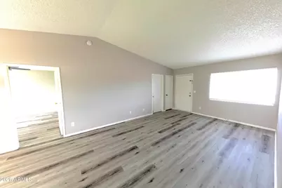 10713 W Campbell Avenue, Phoenix, AZ 85037 - Photo 4
