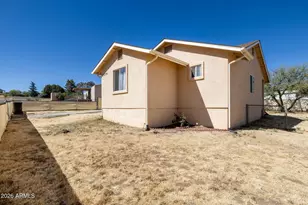 17279 E Lakeview Dr, Mayer, AZ 86333 - Photo 4