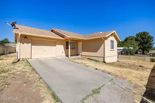 17279 E Lakeview Dr, Mayer, AZ 86333 - Photo 2