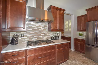 10185 W Carlota Lane, Peoria, AZ 85383 - Photo 6