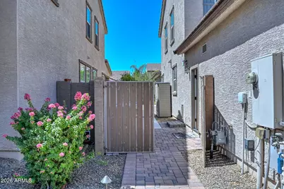 10185 W Carlota Lane, Peoria, AZ 85383 - Photo 50