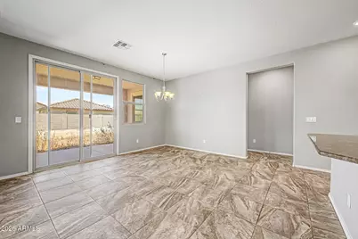 40708 W Walker Way, Maricopa, AZ 85138 - Photo 8