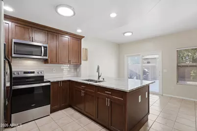 10644 W Coronado Road, Avondale, AZ 85392 - Photo 10