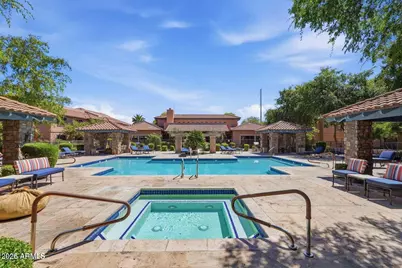 20660 N 40th Street #2082, Phoenix, AZ 85050 - Photo 2