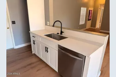 7665 W Minnezona Avenue, Phoenix, AZ 85033 - Photo 10