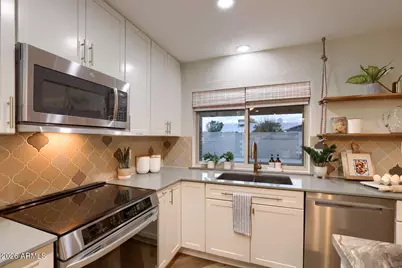 3641 W Grandview Road, Phoenix, AZ 85053 - Photo 6
