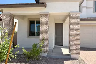 817 W Sparrow Dr, Queen Creek, AZ 85140 - Photo 2