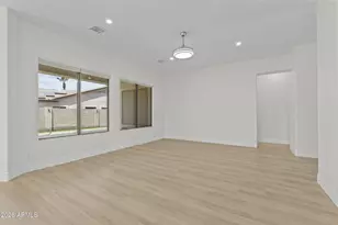 21702 N 67th Ln, Glendale, AZ 85308 - Photo 6