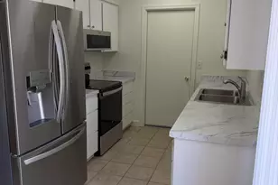 10833 W Santa Fe Dr, Sun City, AZ 85351 - Photo 8