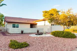 25629 S Ontario Dr, Sun Lakes, AZ 85248 - Photo 2