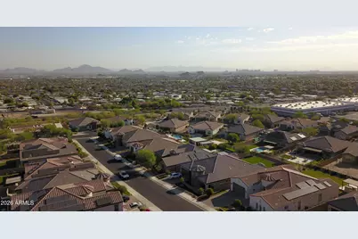 7816 S 42nd Way #40, Phoenix, AZ 85042 - Photo 8