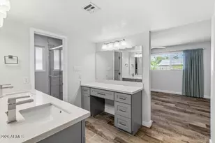 1152 E Watson Dr, Tempe, AZ 85283 - Photo 12