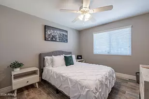 2033 E Harvard Dr, Tempe, AZ 85283 - Photo 14