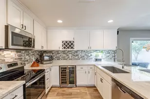 2033 E Harvard Dr, Tempe, AZ 85283 - Photo 4