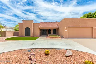 13013 S 38th St, Phoenix, AZ 85044 - Photo 2