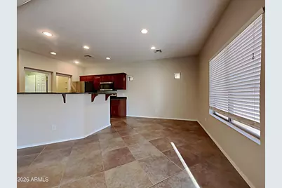 17573 W Lundberg Street, Surprise, AZ 85388 - Photo 2