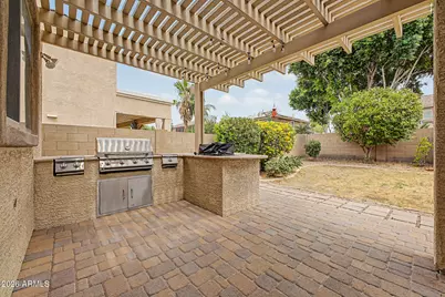 15708 W Shangri La Road, Surprise, AZ 85379 - Photo 24