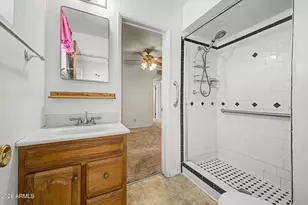 1833 N 35th St, Phoenix, AZ 85008 - Photo 26