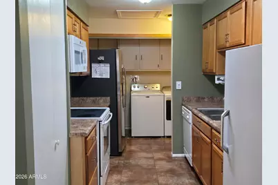 10501 W Palmeras Drive, Sun City, AZ 85373 - Photo 4