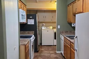 10501 W Palmeras Dr, Sun City, AZ 85373 - Photo 4
