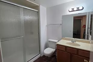 10501 W Palmeras Dr, Sun City, AZ 85373 - Photo 6