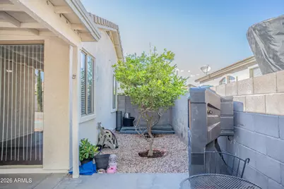 1533 W Saint Anne Avenue, Phoenix, AZ 85041 - Photo 34