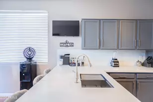 1533 W St Anne Ave, Phoenix, AZ 85041 - Photo 6
