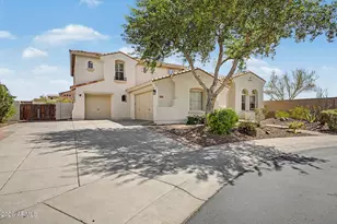13091 W Chucks Ave, Peoria, AZ 85383 - Photo 2