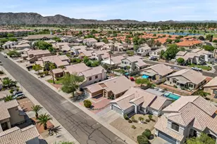 4638 E Summerhaven Dr, Phoenix, AZ 85044 - Photo 38